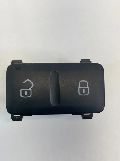 2011-2018 VOLKSWAGEN JETTA CENTER CONSOLE REAR SIDE LOCK BUTTON SWITCH 5C6962125