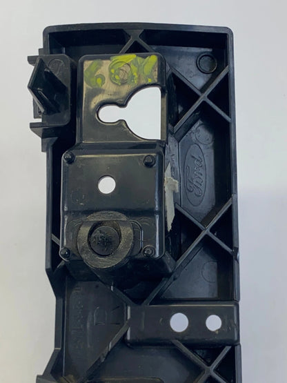 2015-2018 FORD EDGE REAR BUMPER MOUNTING OUTER SUPPORT BRACKET RIGHT OEM FACTORY
