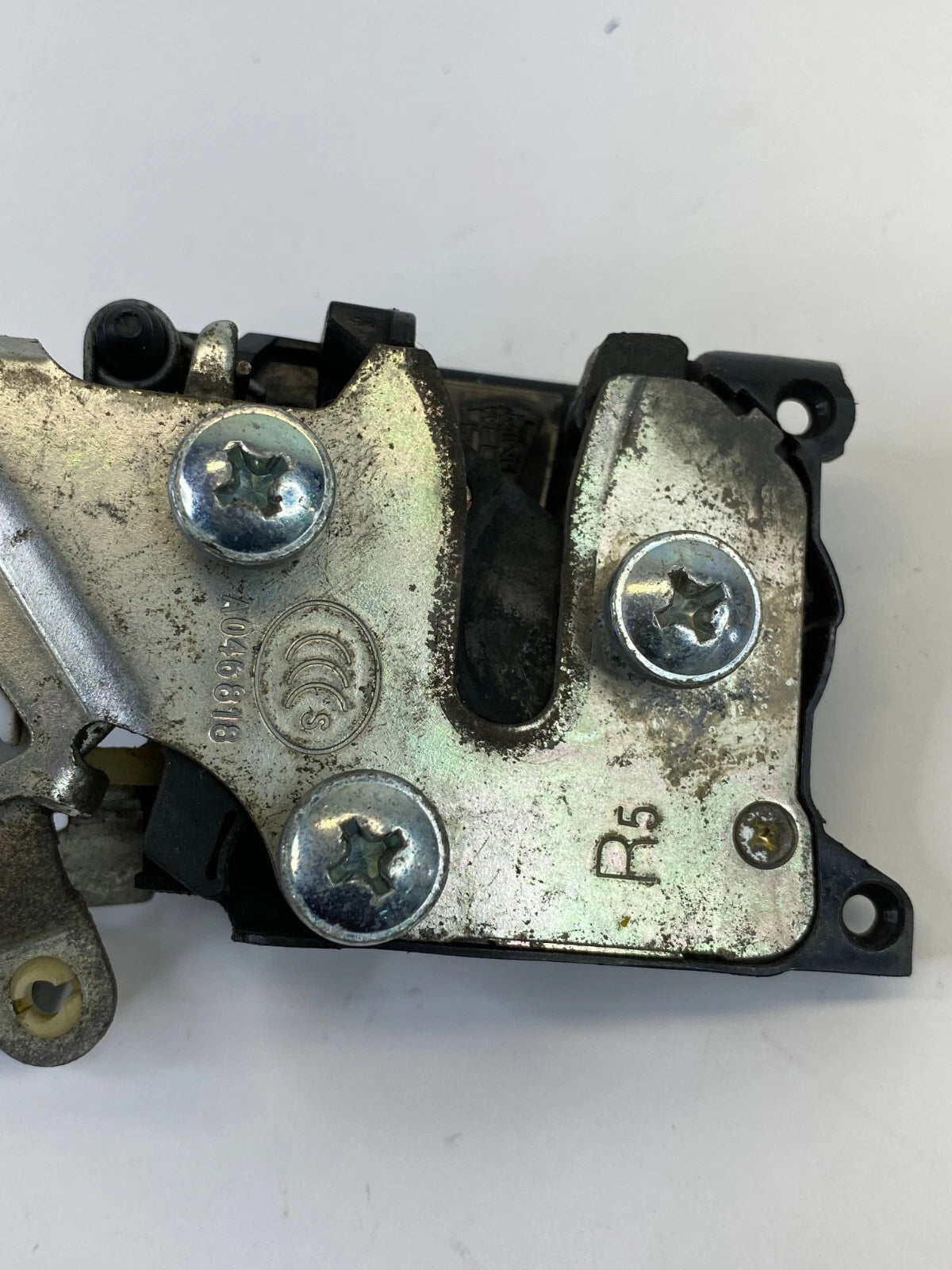 2004-2011 CHEVROLET AVEO SEDAN FRONT RIGHT DOOR LOCK LATCH RELEASE ACTUATOR OEM