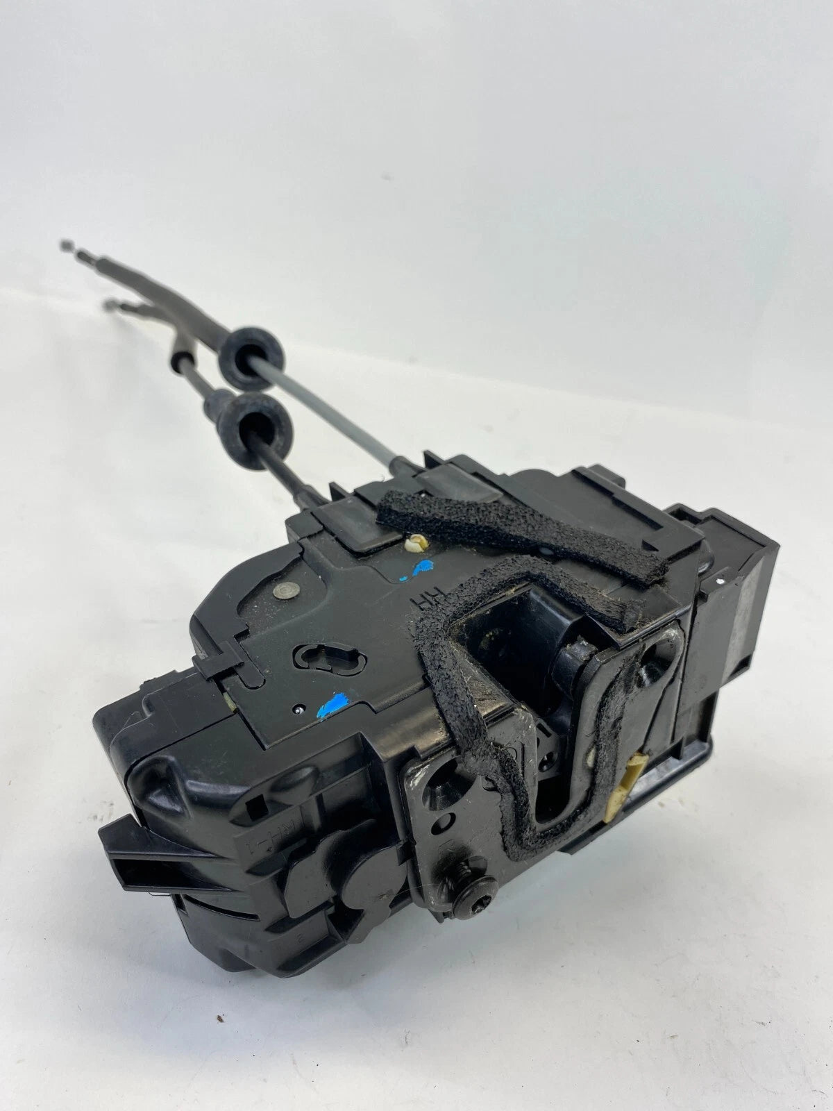 2007-2009 HYUNDAI SANTA FE FRONT RIGHT SIDE DOOR LOCK LATCH ACTUATOR C60755A OEM