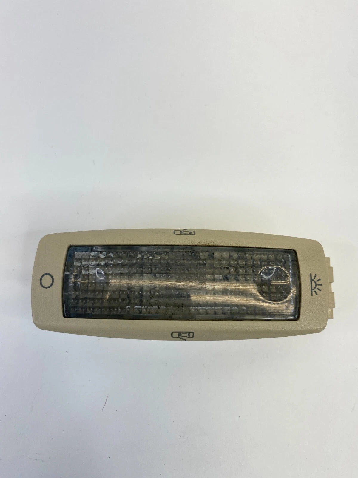 98-10 VOLKSWAGEN NEW BEETLE INTERIOR REAR DOME MAP LIGHT LAMP ASSY 3B0947291 OEM