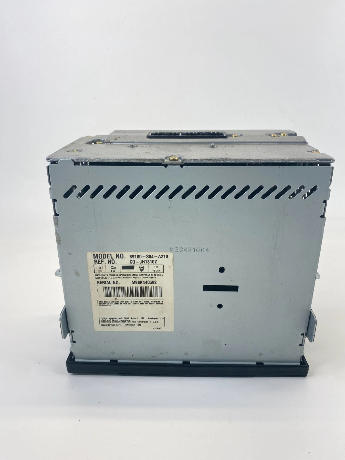 1998-2000 HONDA ACCORD RADIO STEREO AM/FM CD DISC PLAYER ASSY 39100-S84-A210 OEM