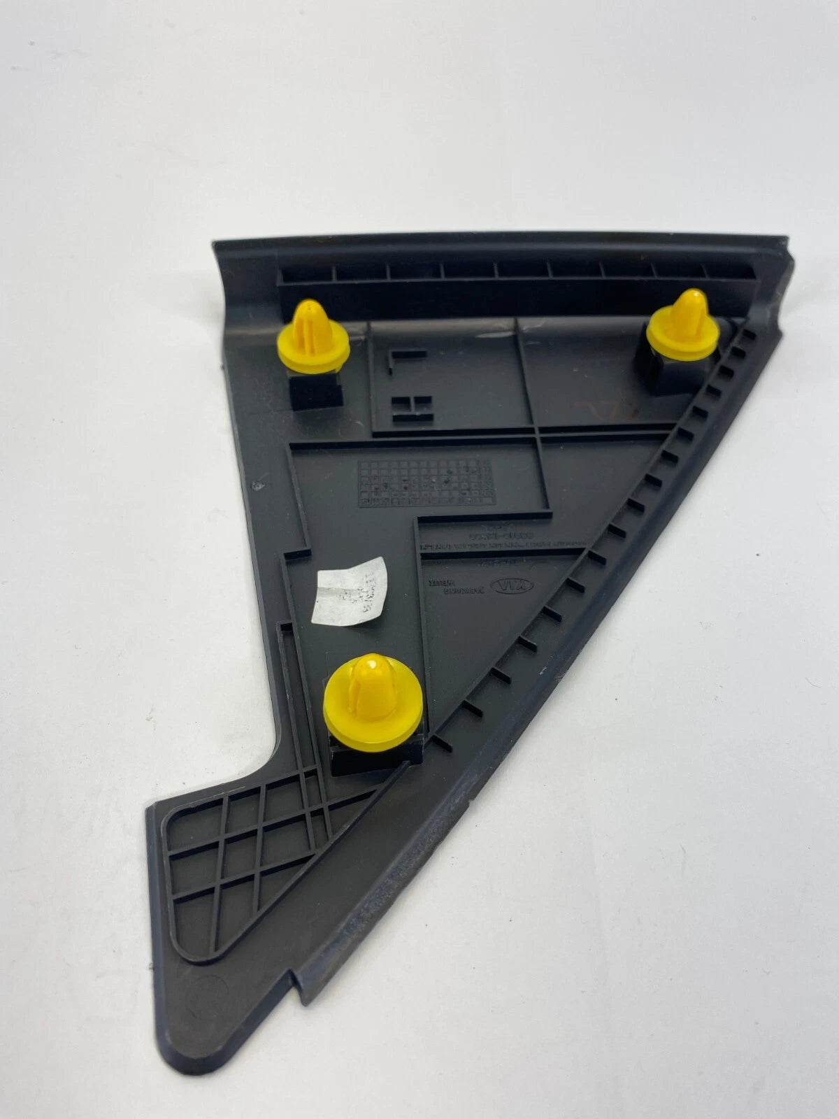 2010-2013 KIA FORTE REAR LEFT SIDE INNER DOOR CORNER COVER TRIM BEZEL 839101M000
