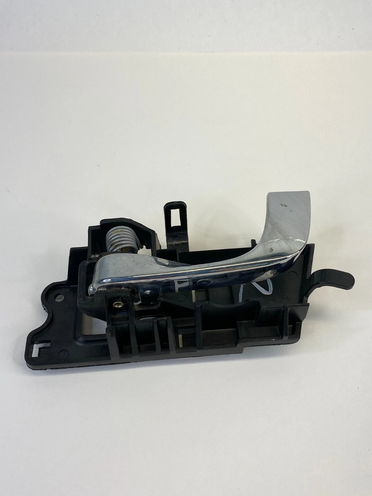 03-07 CADILLAC CTS 04-06 SRX REAR LEFT BACK SIDE INNER DOOR HANDLE 25707889