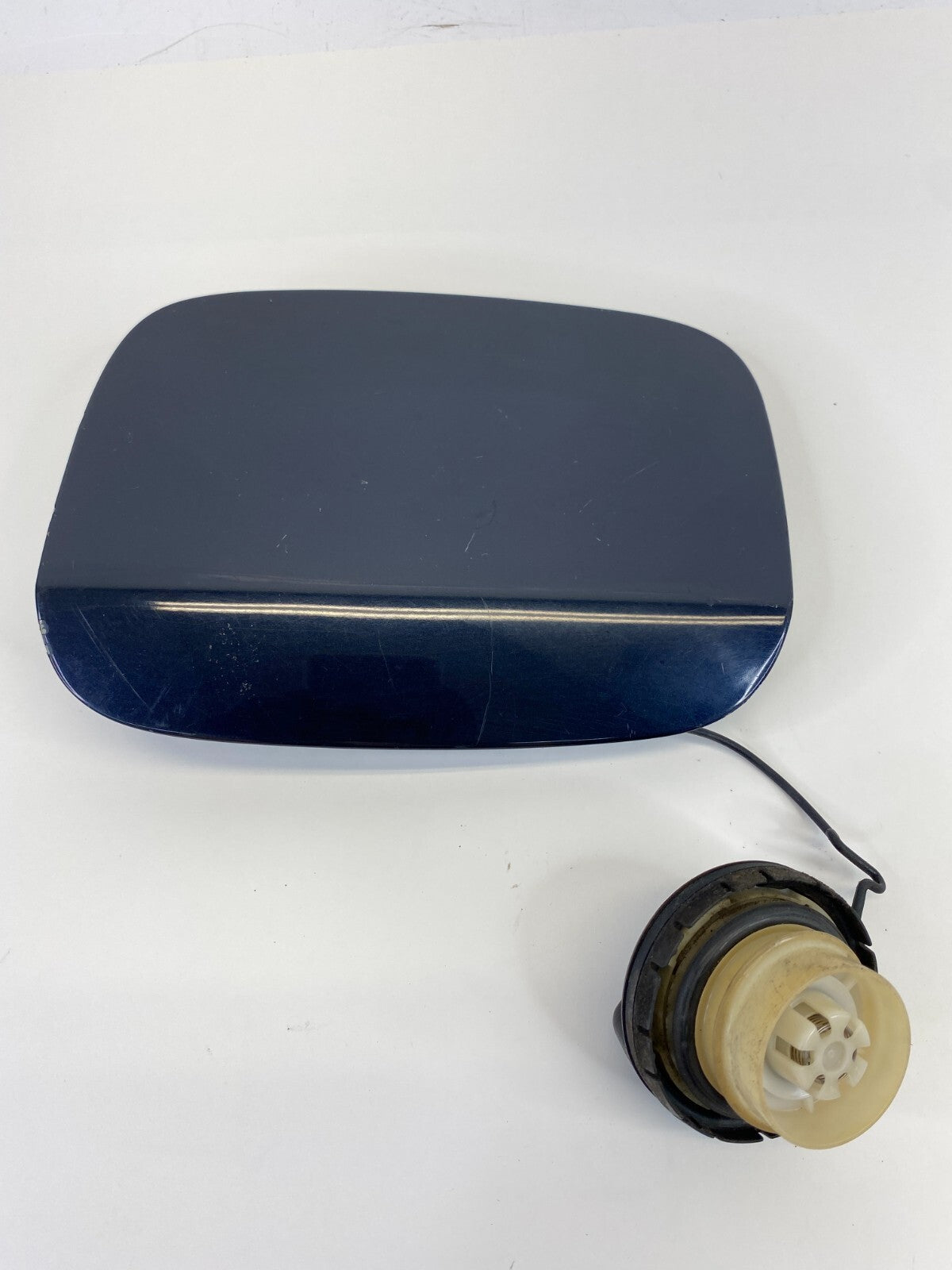 2006-2014 Lexus IS250 Fuel Filler Tank Door Gas Lid Cover W/ Fuel Tank Cap OEM