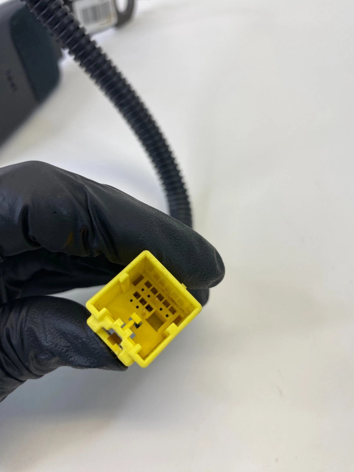 12-17 KIA RIO FRONT RIGHT PASSENGER SIDE SEAT BELT BUCKLE ASSY 88840-1W510HU OEM