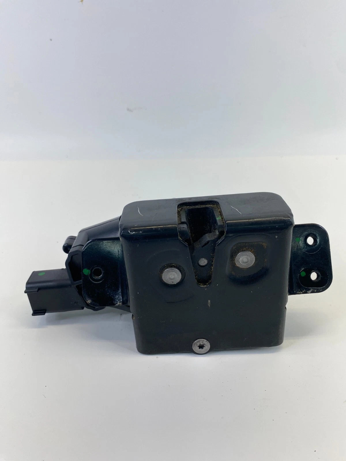 2007-2014 GMC YUKON REAR POWER TAILGATE LIFT GATE LATCH LOCK HATCH ACTUATOR OEM