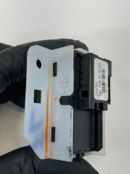 2010-2017 GMC Terrain Front Left Side Door Lock Control Switch Assy 22903981 OEM