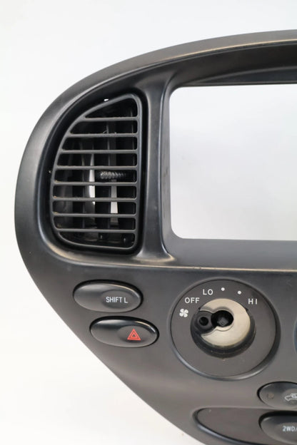 04-06 TOYOTA TUNDRA DOUBLE CAB DASH RADIO CLIMATE CONTROL BEZEL OEM 840100C76100