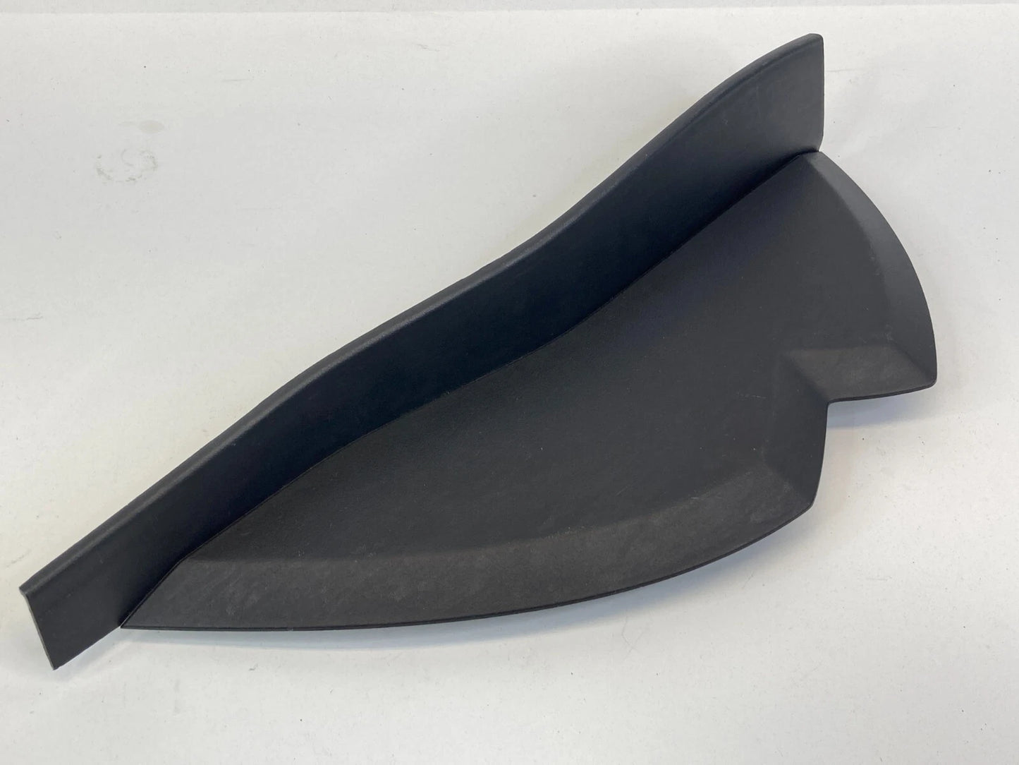2007-2013 MITSUBISHI OUTLANDER DASH LEFT DRIVER SIDE END CAP COVER 8002A055ZZ