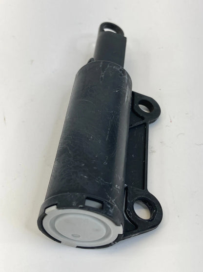 2011-2014 HYUNDAI SONATA INSTRUMENT PANEL GLOVE BOX FRAME DAMPER OEM