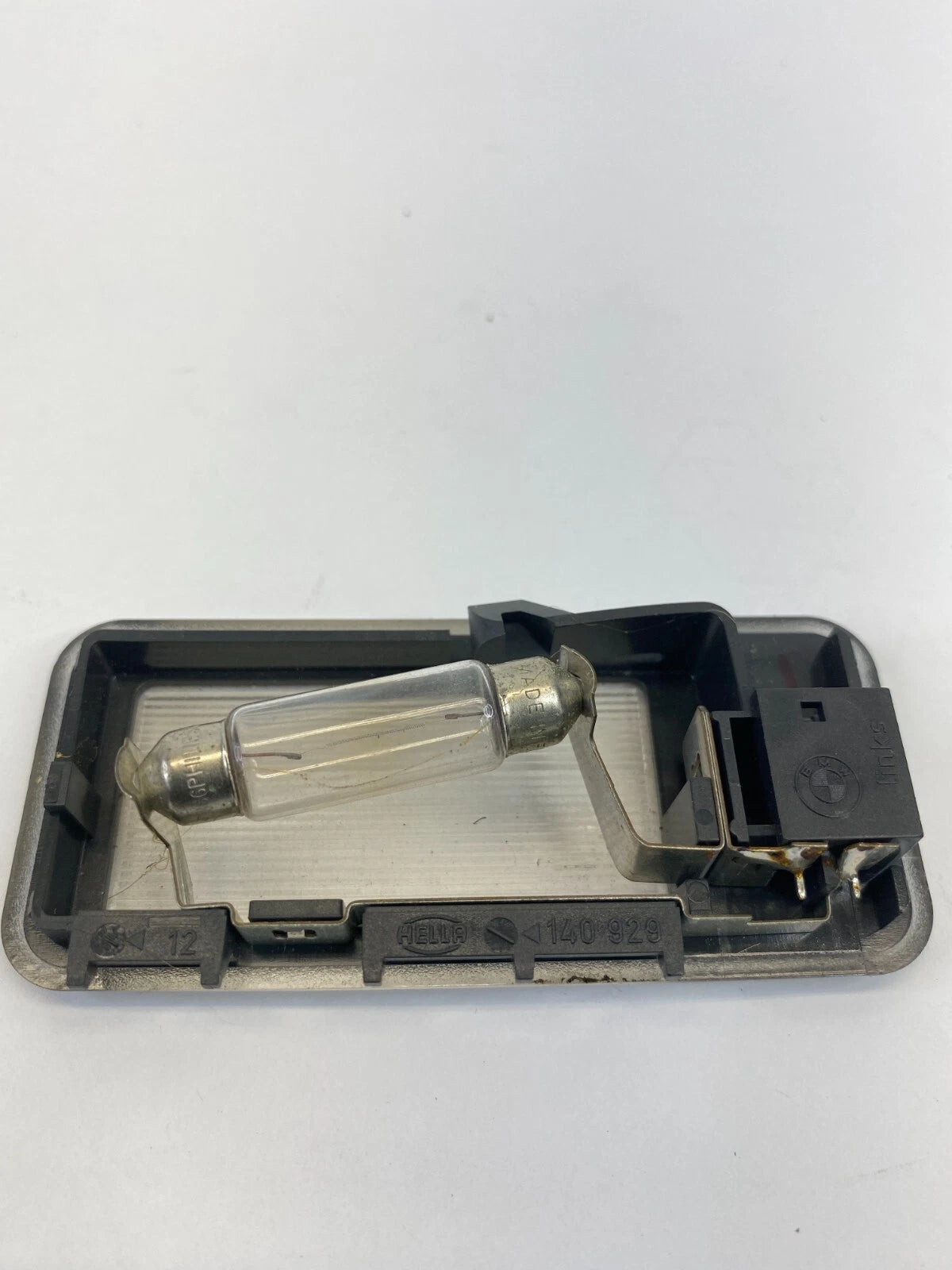2004-2010 BMW X3 OVERHEAD ROOF LEFT DOME MAP LIGHT COURTESY LAMP 140929 OEM