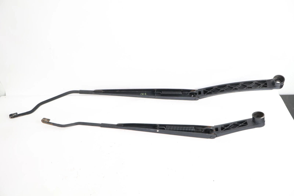 2014-2016 HYUNDAI ELANTRA FRONT RIGHT & LEFT WINDSHIELD WIPER ARMS PAIR SET OEM