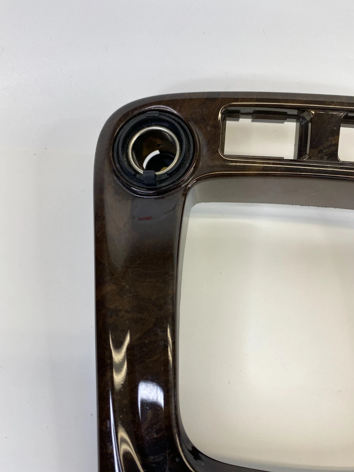 01-03 TOYOTA HIGHLANDER CENTER CONSOLE FLOOR GEAR SHIFTER BEZEL TRIM 5541348030