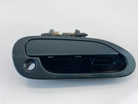 1998-2002 HONDA ACCORD FRONT RIGHT EXTERIOR DOOR HANDLE ASSEMBLY 72140-S84A OEM