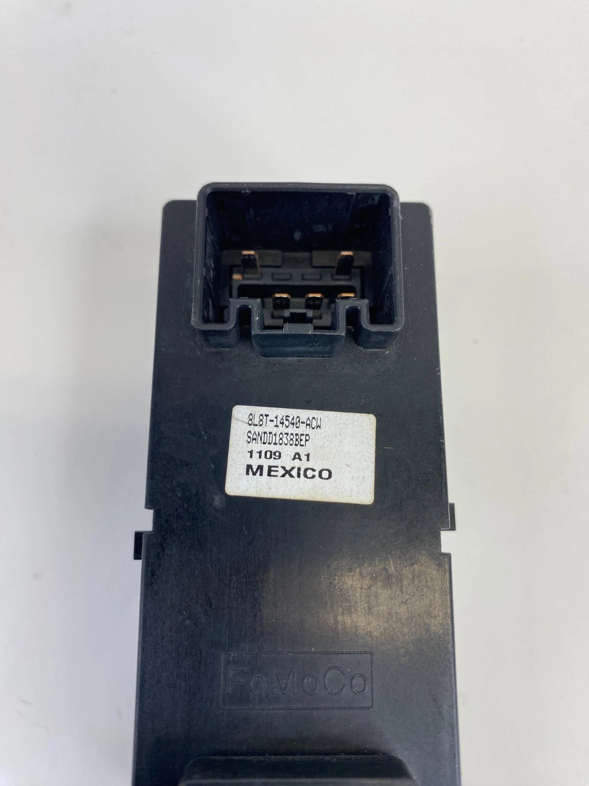 2008-12 FORD ESCAPE MERCURY FOCUS FR LEFT POWER MASTER WINDOW SWITCH 8L8T-14540