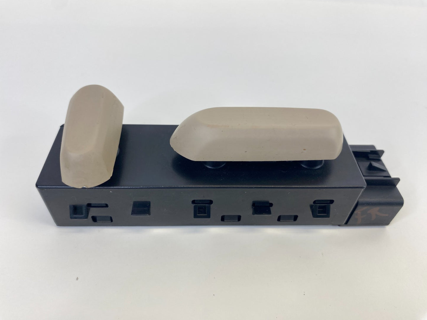 2011-2017 Buick Regal Front Right Seat Adjustment Control Switch 25974715 OEM