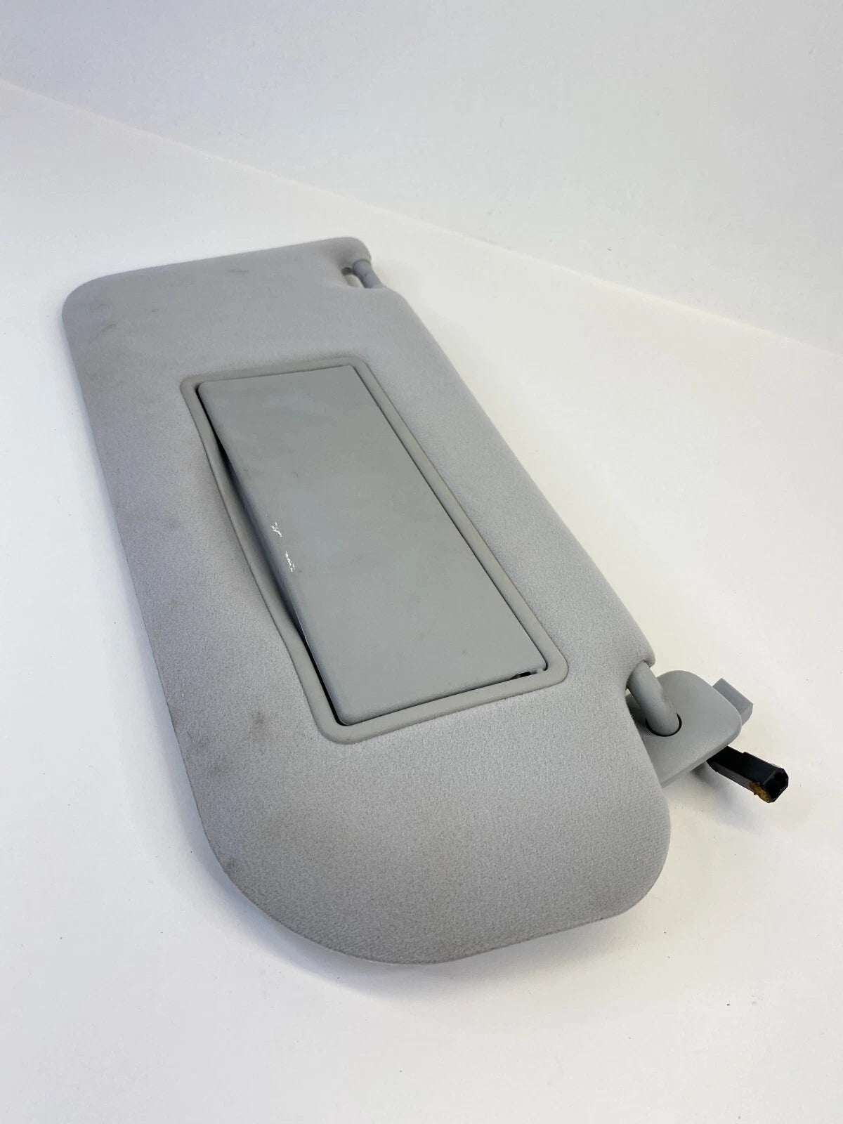 03 04 05 06 MAZDA 6 MAZDA6 RIGHT PASSENGER SIDE SUNVISOR SUN VISOR SHADE OEM
