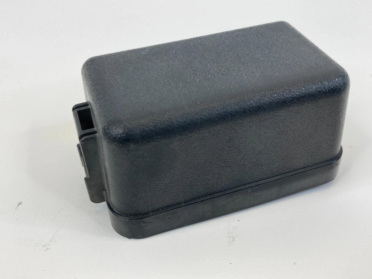 2009 2010 TOYOTA COROLLA 1.8L L4 ENGINE COMPARTMENT FUSE BOX RELAY ASSY OEM