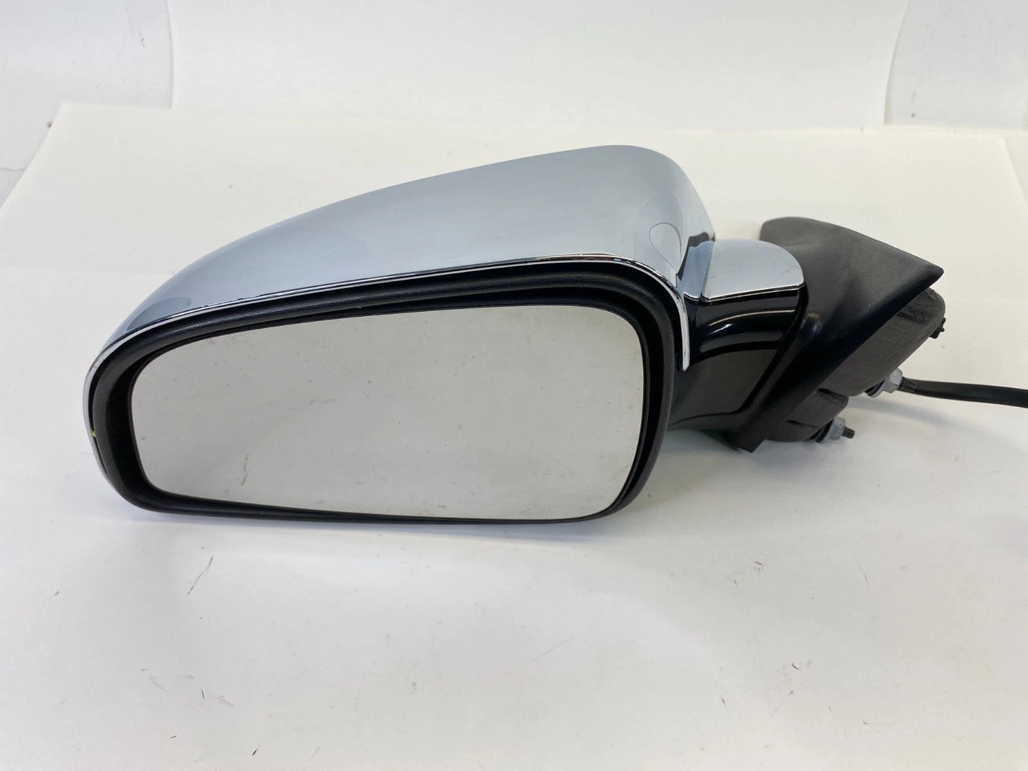 2008-2012 CHEVY MALIBU FRONT LEFT DRIVER SIDE VIEW POWER DOOR MIRROR CHROME OEM