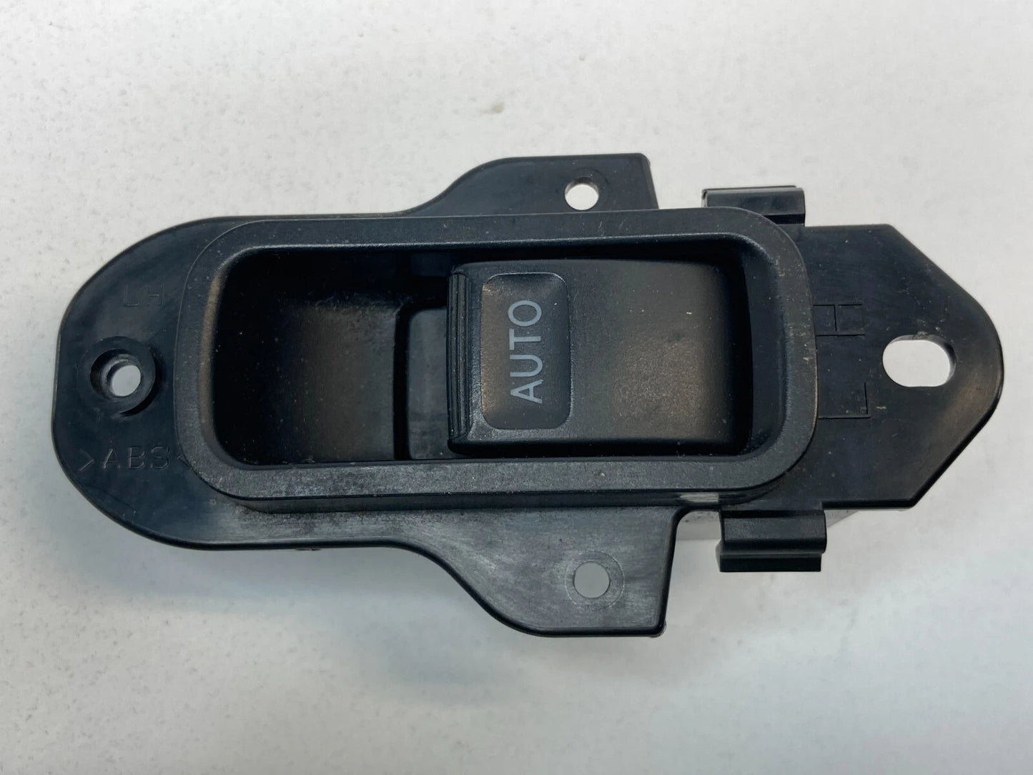 1999-2003 LEXUS RX300 REAR LEFT SIDE DOOR POWER WINDOW CONTROL SWITCH BUTTON OEM