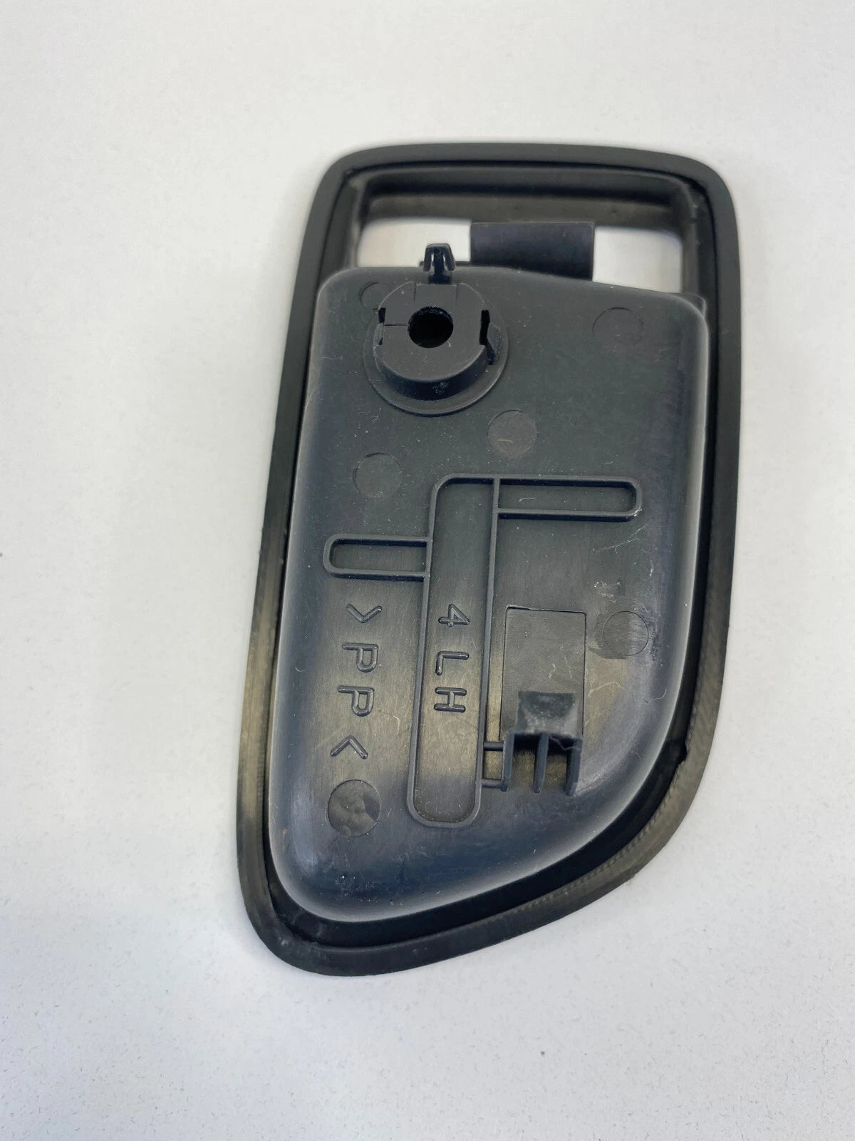 2004-2009 MAZDA 3 MAZDA3 REAR LEFT SIDE INSIDE DOOR HANDLE COVER BEZEL TRIM OEM