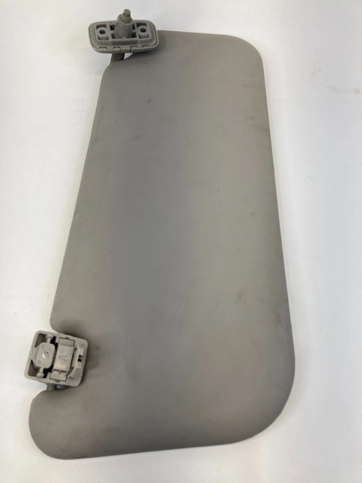10-13 KIA SOUL WITHOUT SUNROOF RIGHT PASSENGER SUNVISOR SUN VISOR GREY RH