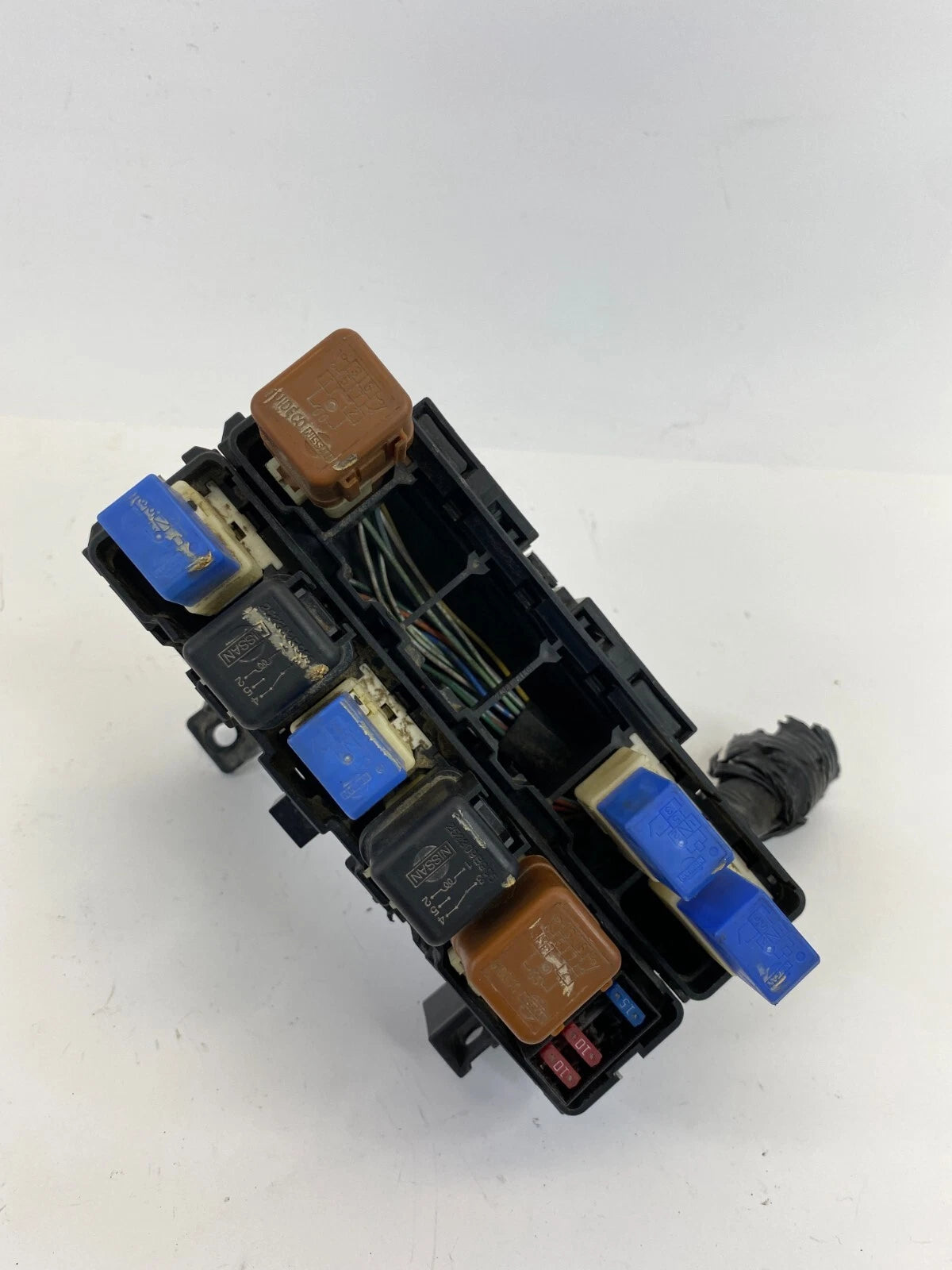 2005-2015 NISSAN XTERRA 4.0L ENGINE JUNCTION RELAY FUSE BOX LINK HOLDER BLOCK