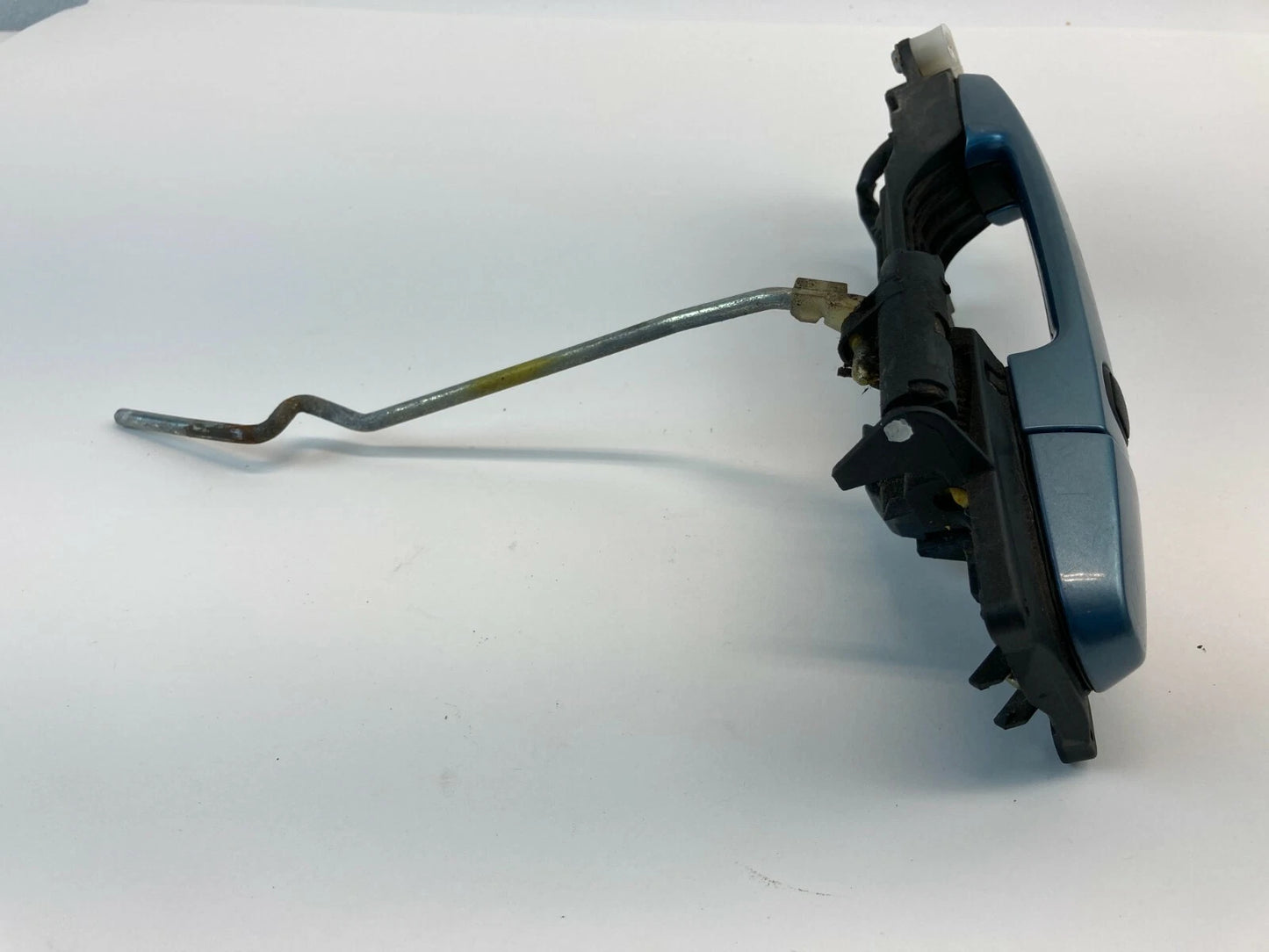 2004-2009 TOYOTA PRIUS FRONT RIGHT PASSENGER SIDE EXTERIOR DOOR HANDLE ASSEMBLY