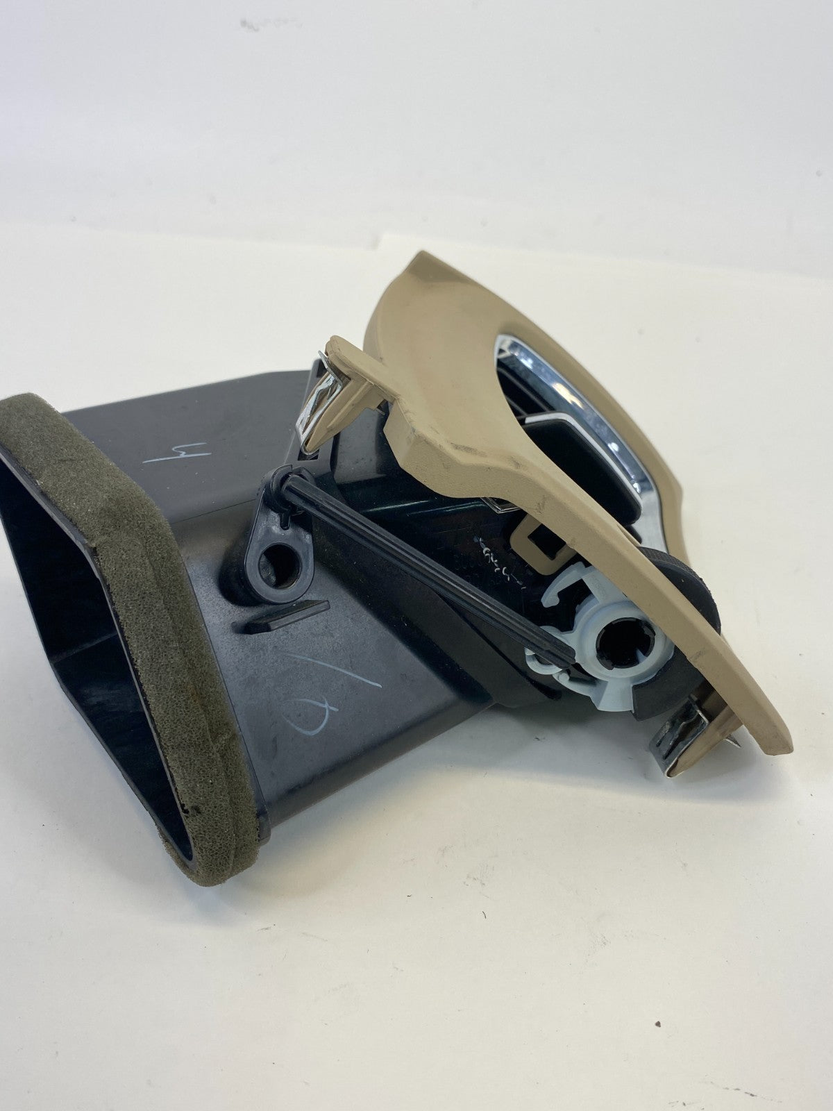 2008-2014 Cadillac CTS Dash Right Passenger Side AC Air Vent Grille 605086 OEM