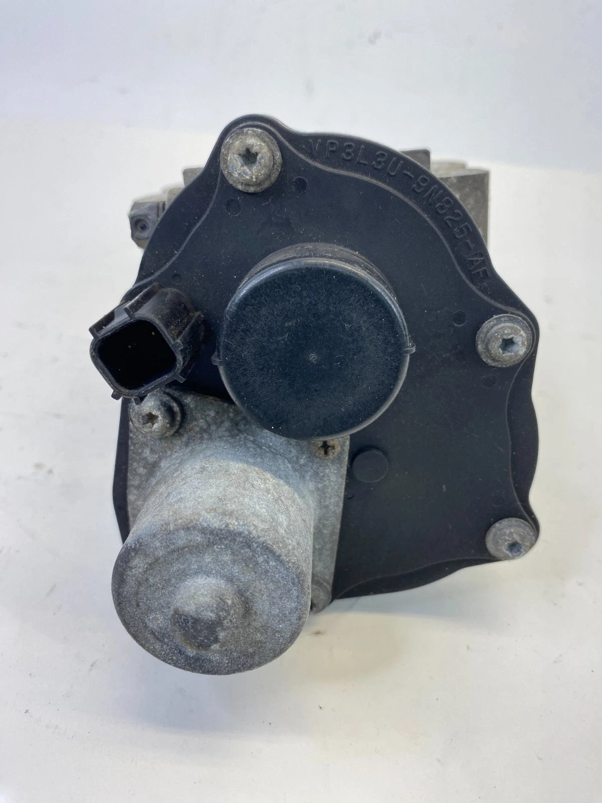 2005-2014 FORD EXPEDITION 5.4L 4WD A/T THROTTLE BODY THROTTLE VALVE 6L3E-AA OEM