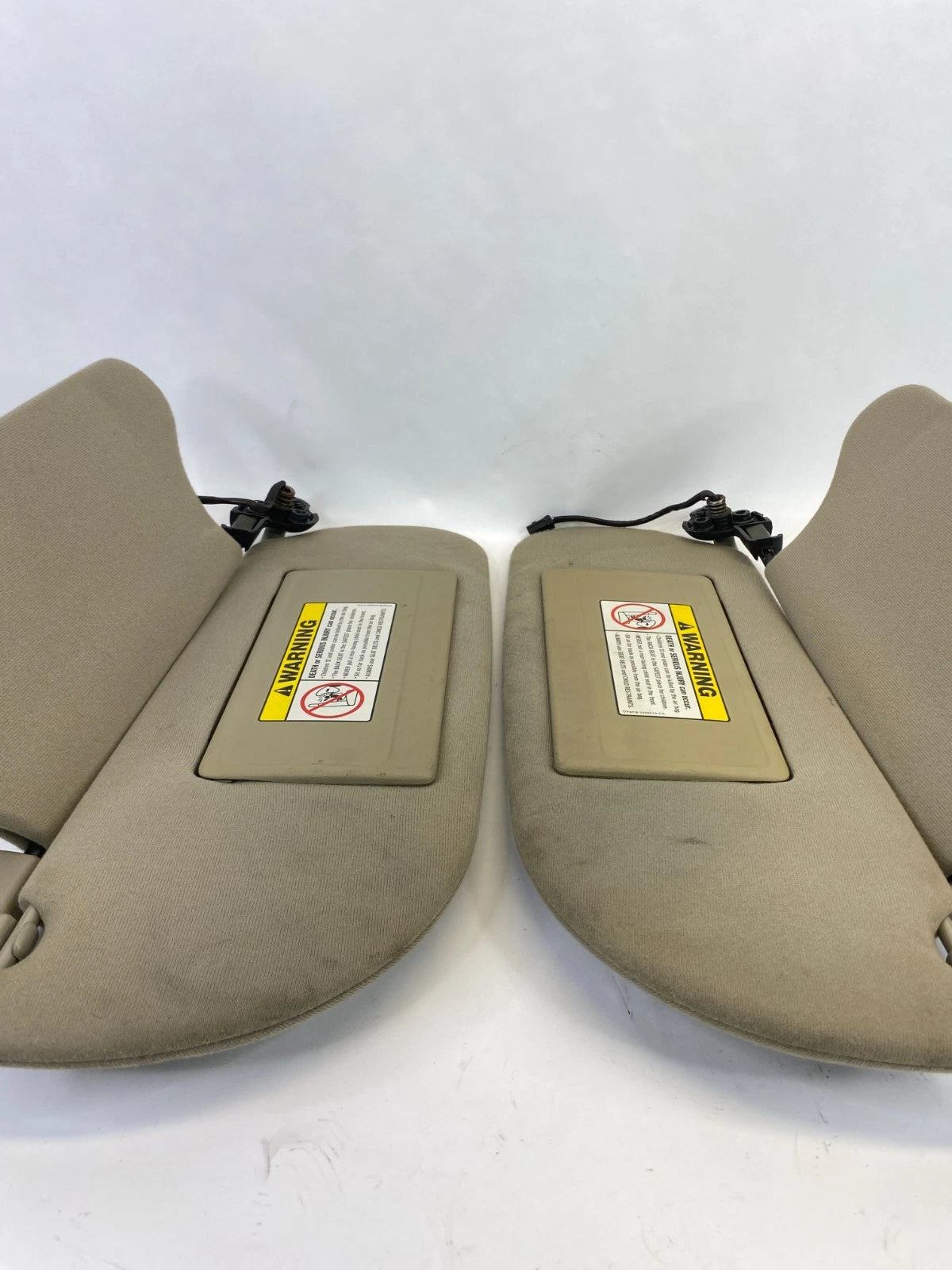 2003 2004 LINCOLN TOWN CAR SUNVISOR ILLUMINATED SET PAIR LEFT & RIGHT BEIGE OEM