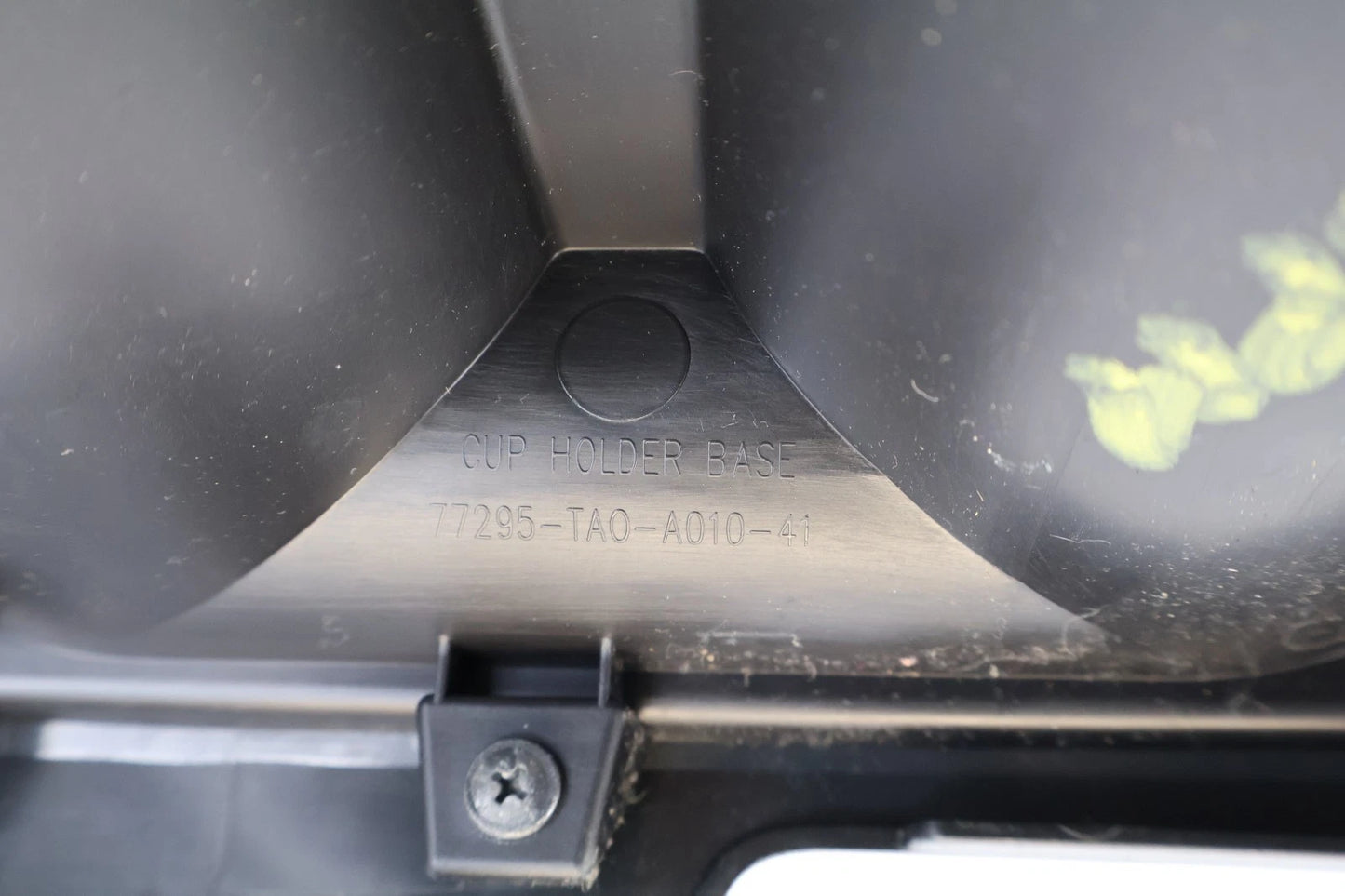 08-12 HONDA ACCORD CENTER CONSOLE SHIFTER BEZEL TRIM W CUP HOLDER OEM 77295TA0A0