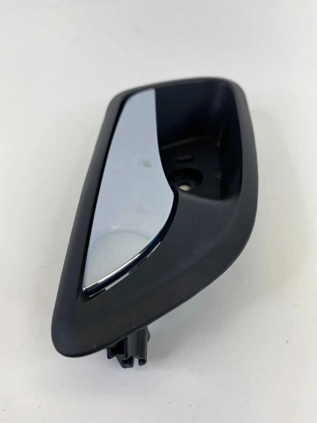 2011-2016 CHEVY CRUZE FRONT RIGHT PASSENGER SIDE INTERIOR DOOR HANDLE 96845904