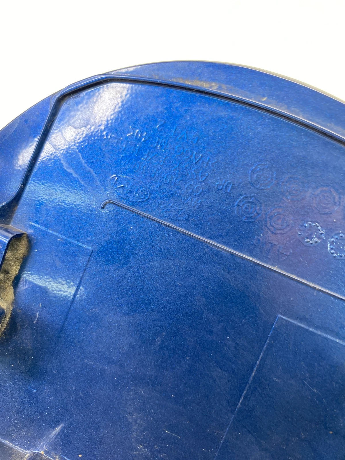 2017-2020 HYUNDAI ELANTRA SEDAN FUEL FILLER DOOR GAS LID COVER 69510-F3000 OEM