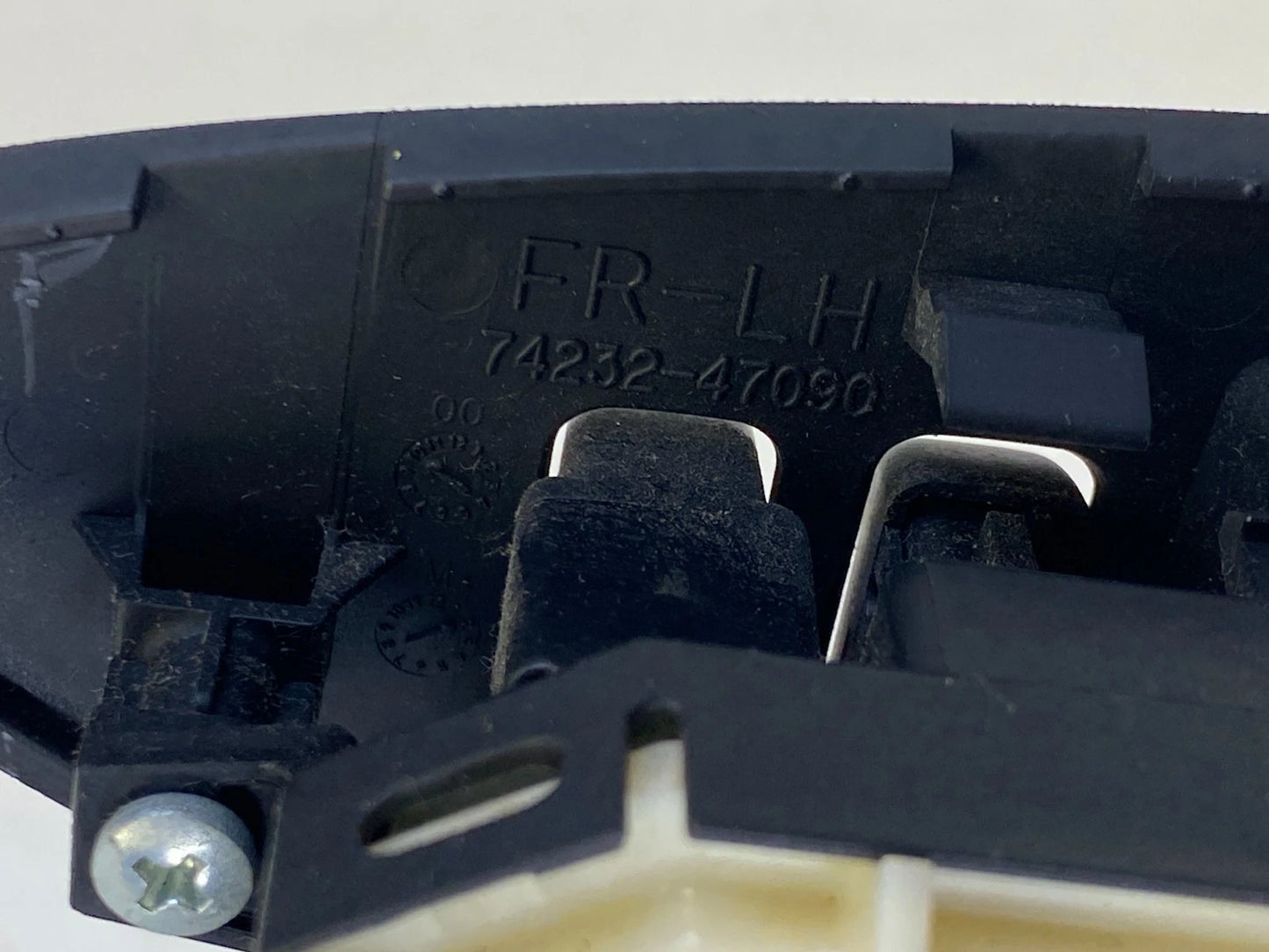 2010-2015 TOYOTA PRIUS FRONT LEFT MASTER WINDOW SWITCH BEZEL TRIM OEM 7423247090