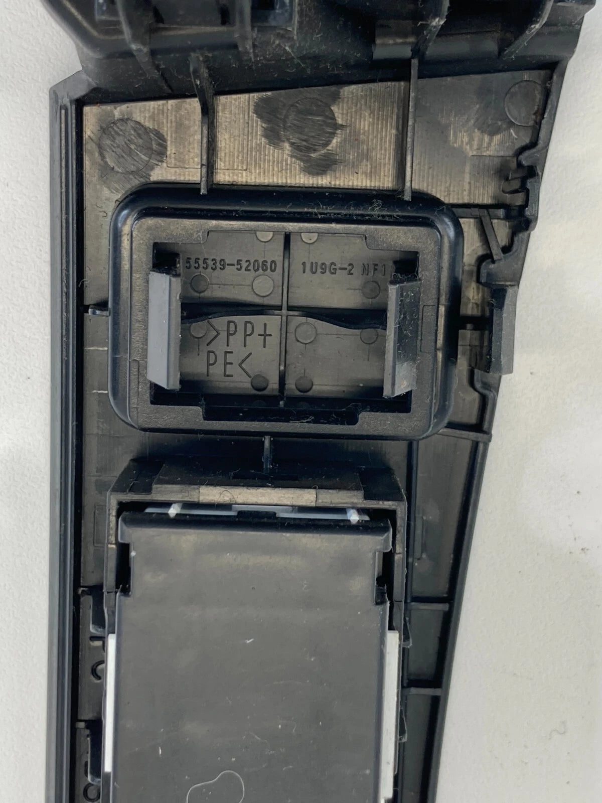 2009-2013 TOYOTA COROLLA USB AUX PORT INSTRUMENT BEZEL OEM 55539-52060