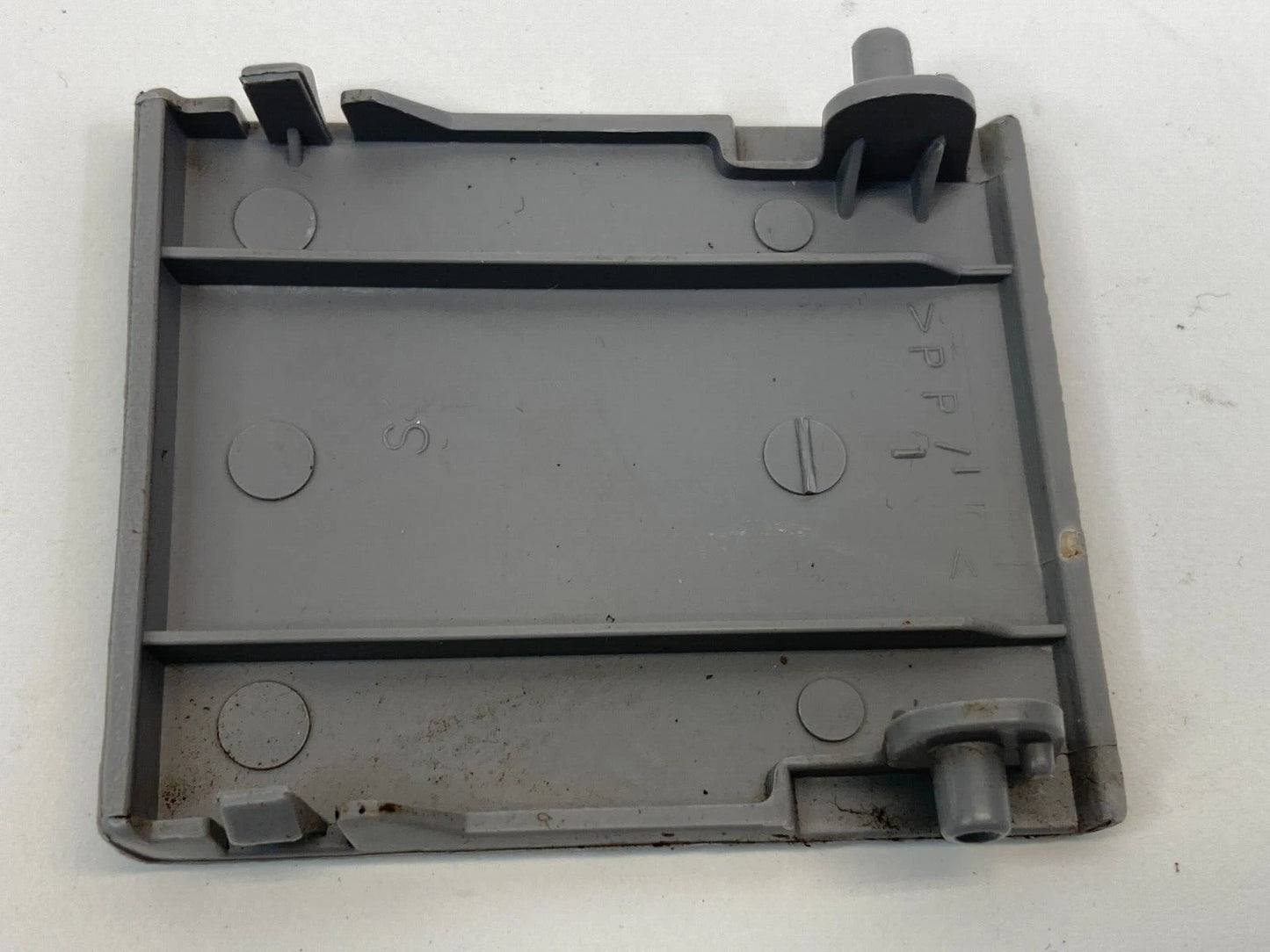 2007 08 09 10 2011 TOYOTA CAMRY REAR SEAT CHILD ANCHOR RESTRAIN COVER CAP TRIM