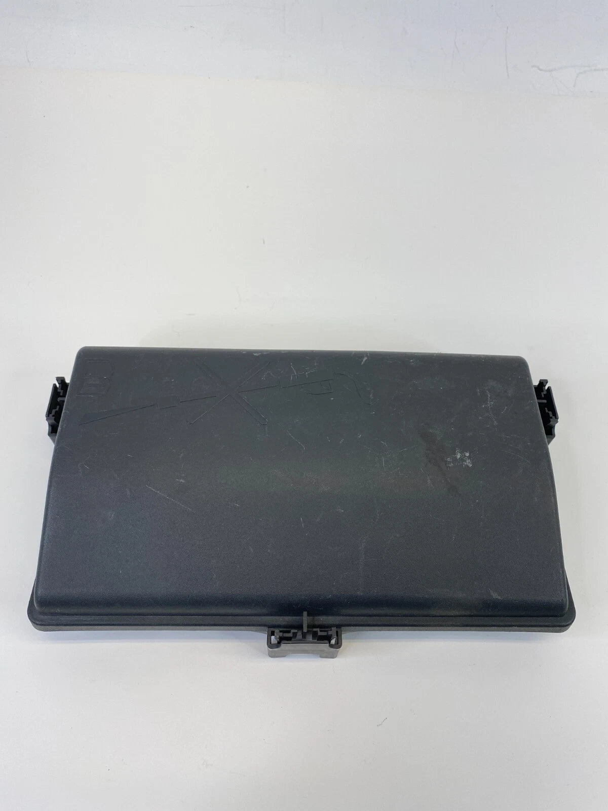 2011-2014 CHEVROLET CRUZE 1.4L ENGINE FUSE BOX RELAY COVER CAP 812461952 OEM
