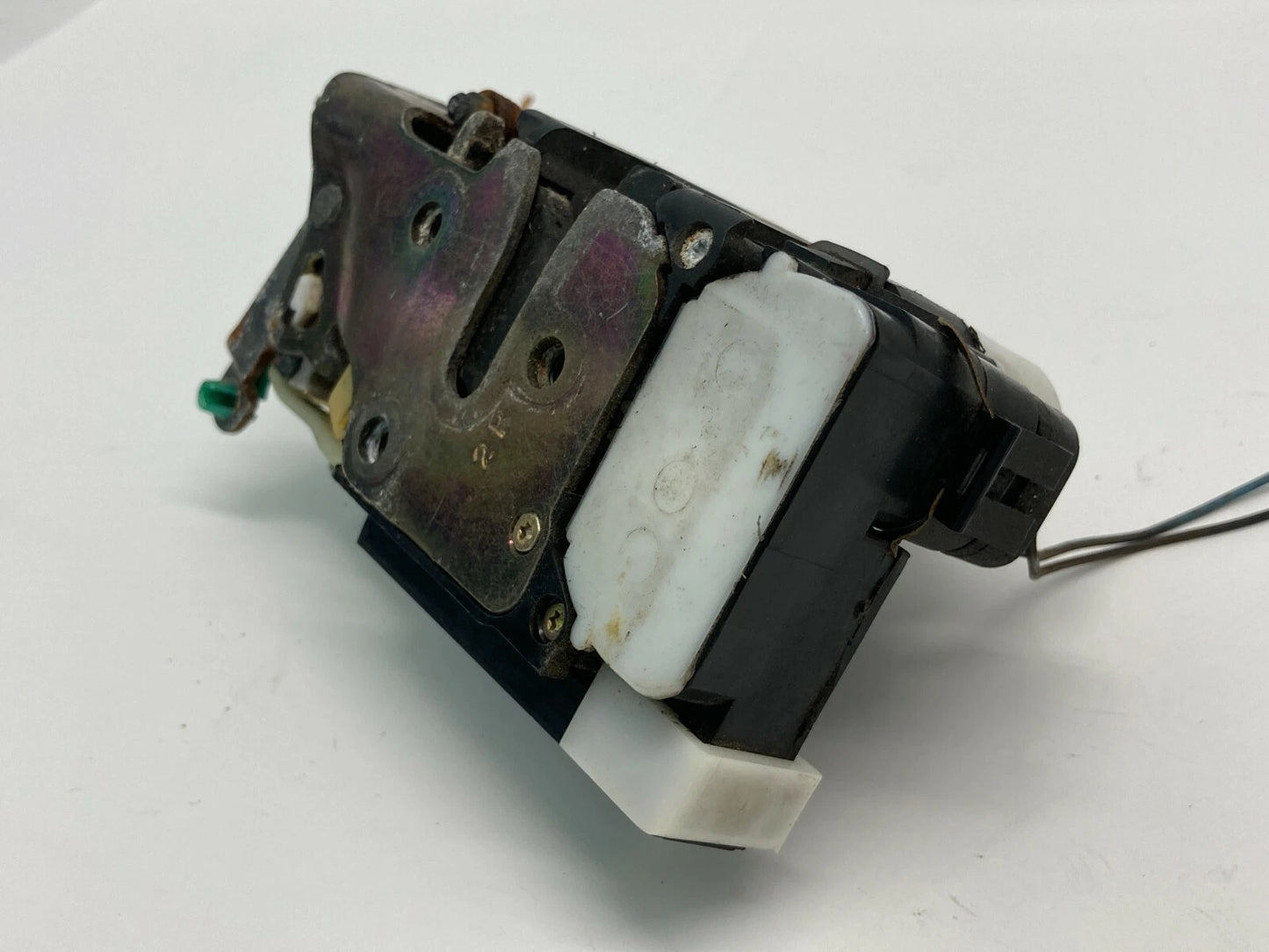 1997-2002 CHEVROLET MALIBU FRONT RIGHT PASSENGER SIDE DOOR LOCK LATCH ACTUATOR
