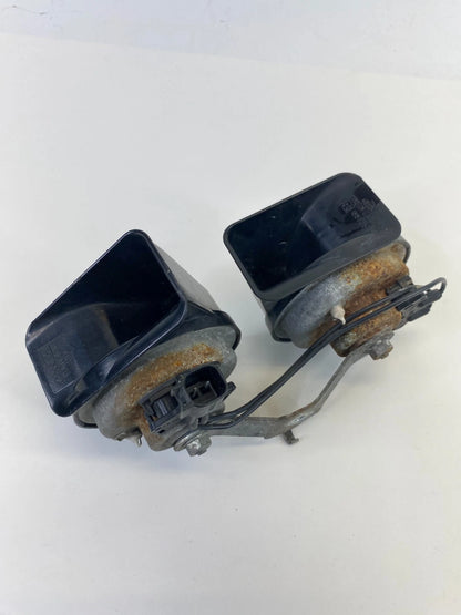 2010-2019 FORD TAURUS HORN LOW HIGH SIGNAL ALARM SIREN NOTE PAIR E30055306 OEM