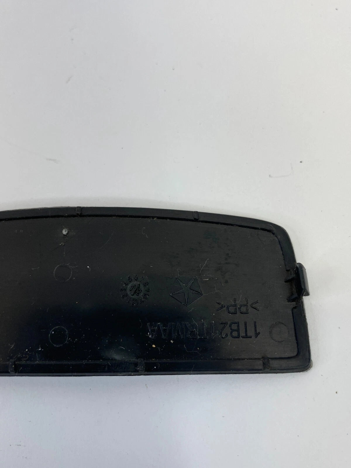 2011-2014 DODGE AVENGER FRONT LEFT DRIVER DOOR PANEL PLUG COVER TRIM 1TB21TRMAA