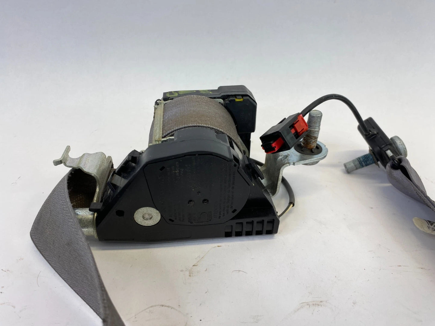 2002-2007 JEEP LIBERTY FRONT RIGHT PASSENGER SEAT BELT RETRACTOR P5JL401D5AL OEM