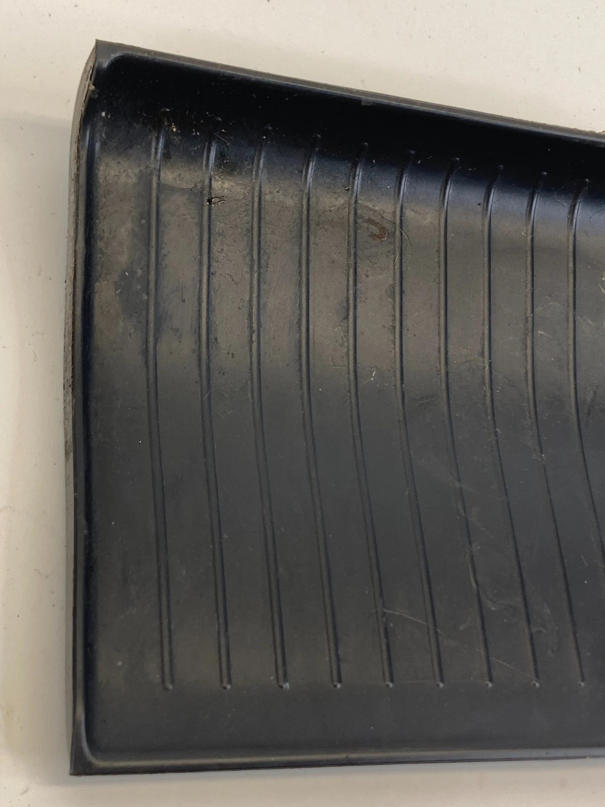 2009-2014 NISSAN MURANO FRONT CENTER CONSOLE POCKET RUBBER MAT INSERT LINER OEM