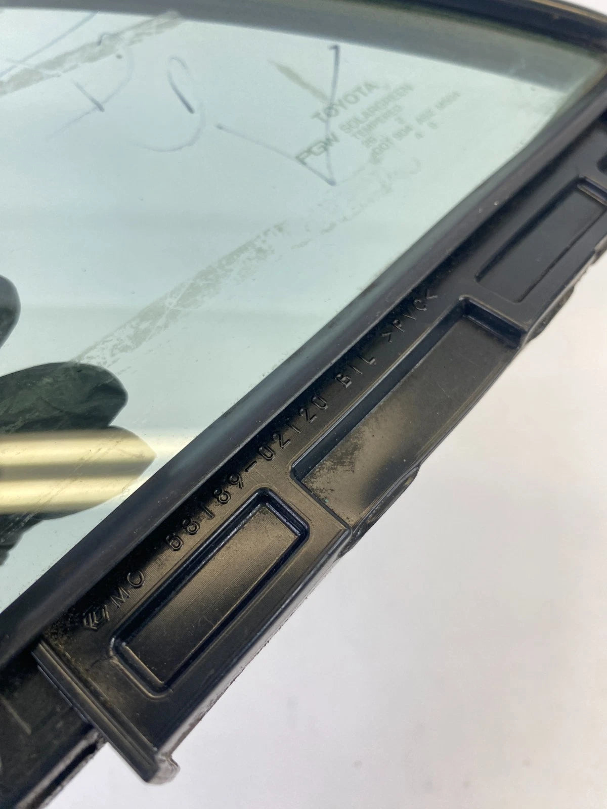 09-13 TOYOTA COROLLA REAR LEFT WINDOW VENT QUARTER GLASS FIXED OEM 68189-02120