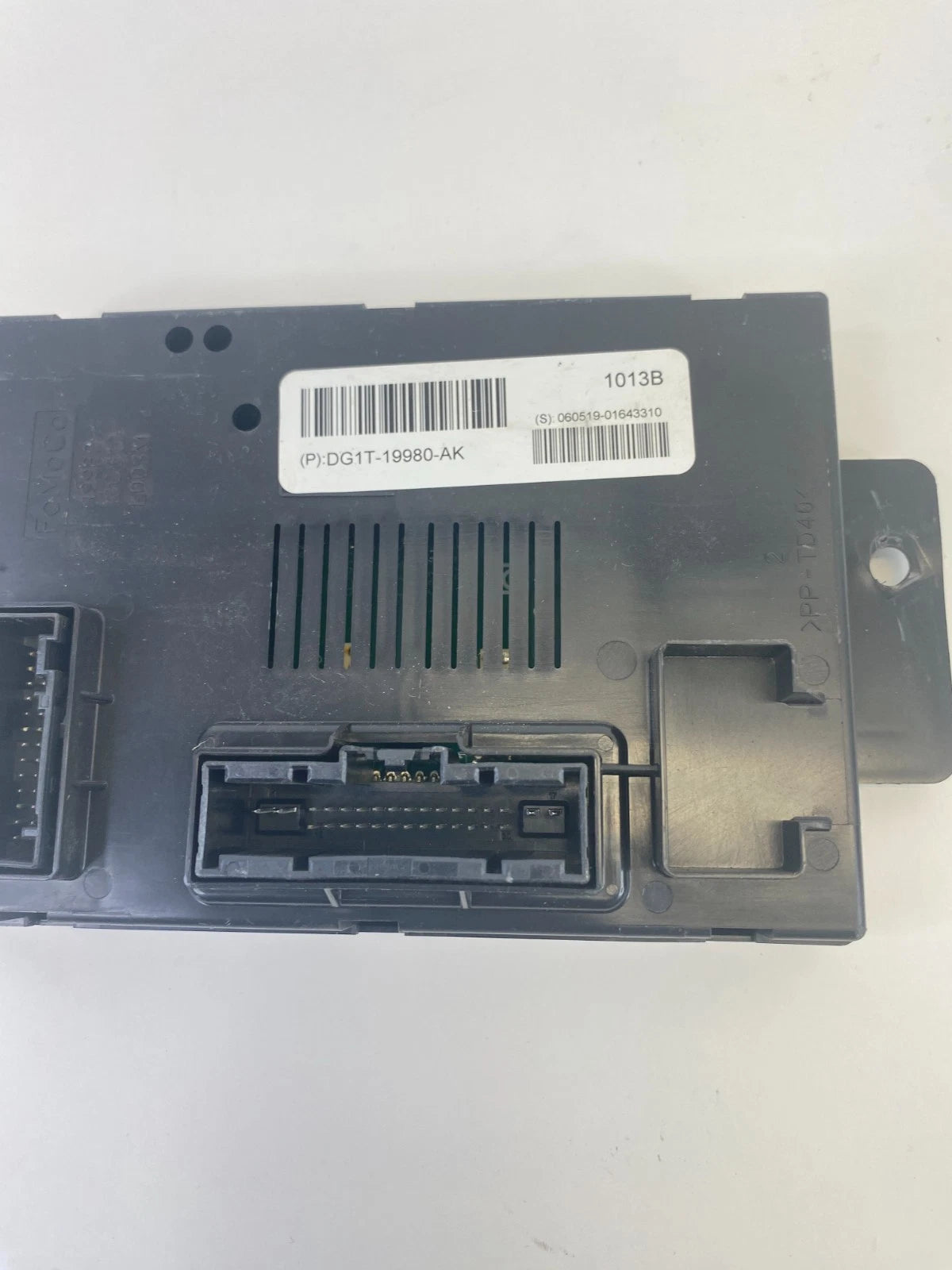 2013-2019 FORD POLICE INTERCEPTOR SEDAN AC HEATER TEMPERATURE CONTROL MODULE OEM