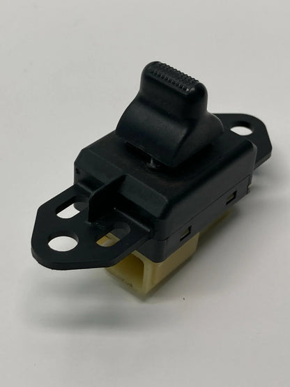 2001-2007 CHRYSLER TOWN & COUNTRY REAR RIGHT SIDE DOOR LOCK SWITCH 04685727AB