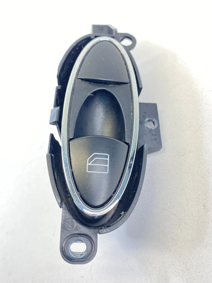 2003-2006 MERCEDES-BENZ E500 REAR RIGHT POWER WINDOW SWITCH 501C03463100