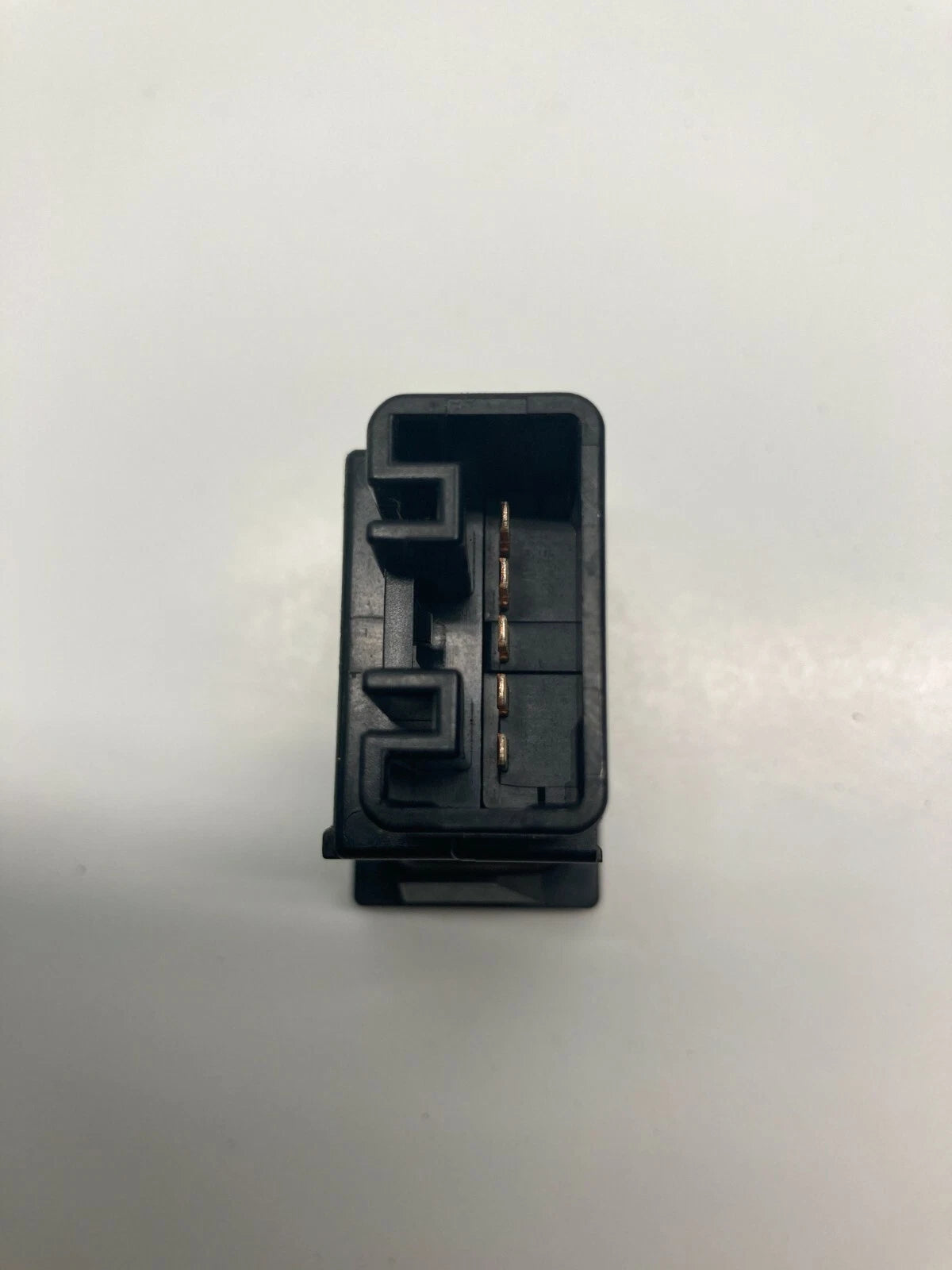 03 04 05 06 07 08 PONTIAC VIBE TRUNK RELEASE OPENER SWITCH BUTTON 153693 OEM