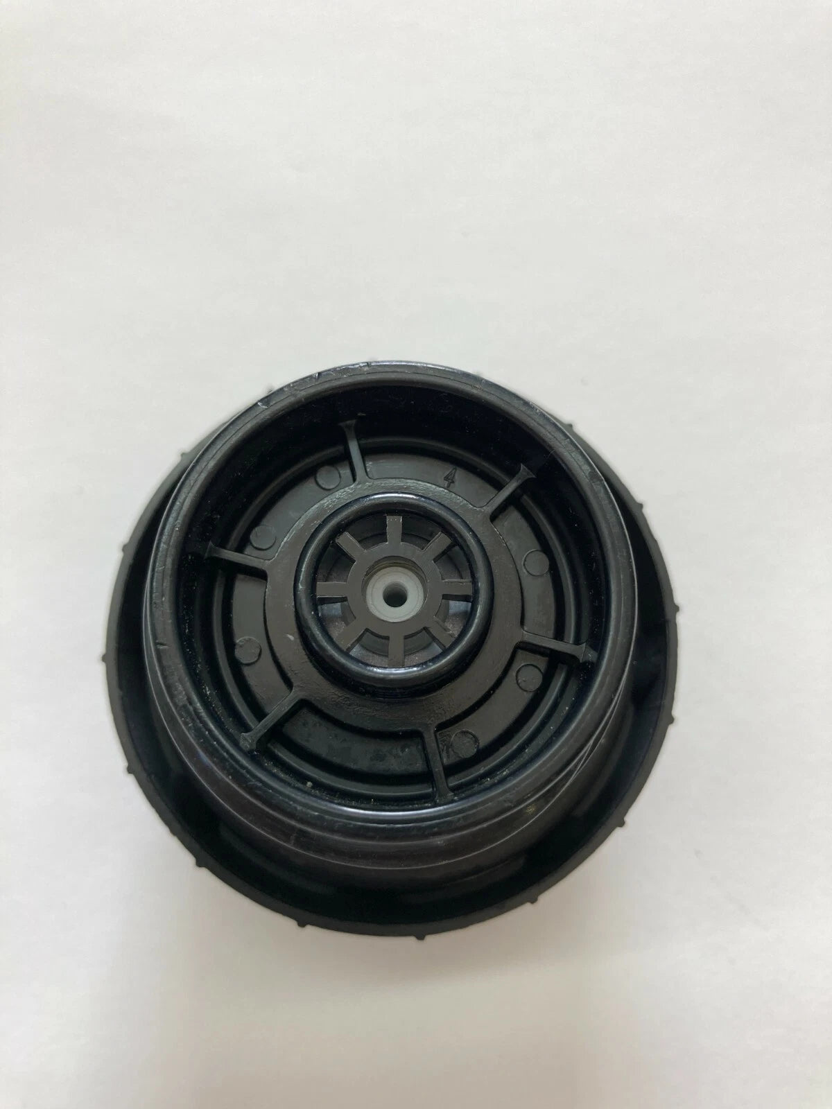 1996 1997 1998 NISSAN PATHFINDER 93-98 QUEST ENGINE OIL FILLER CAP LID